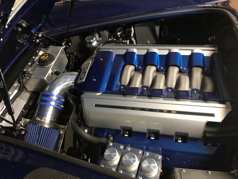Chrome engine cover accents