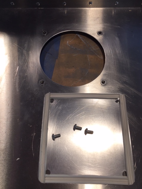 RT drp trnk access panel square