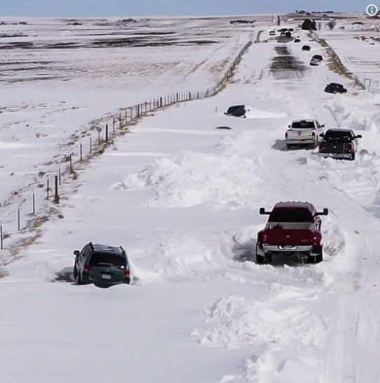 County Line Rd