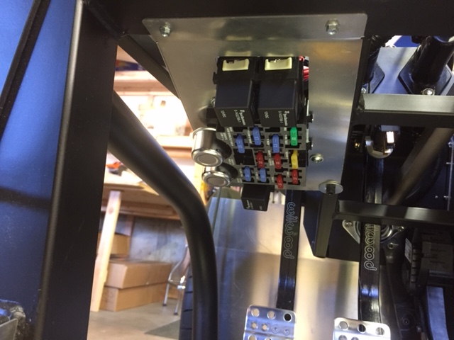 under dash fuse panel