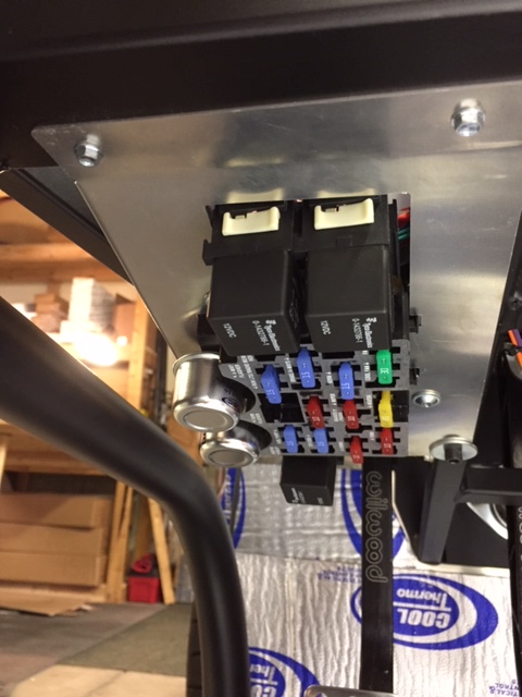 under dash fuse panel 2