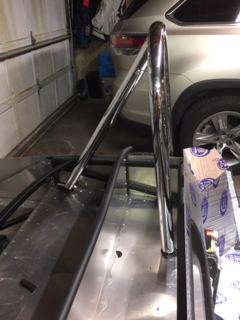 Roll bar