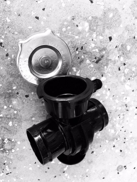 Rad Cap and Filler Neck