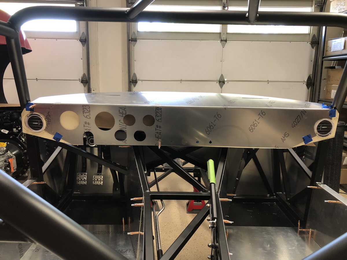 FFR Forum Brandle Update 53 - 
Dash layout design process