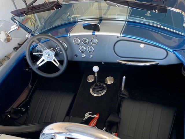 cobra interior