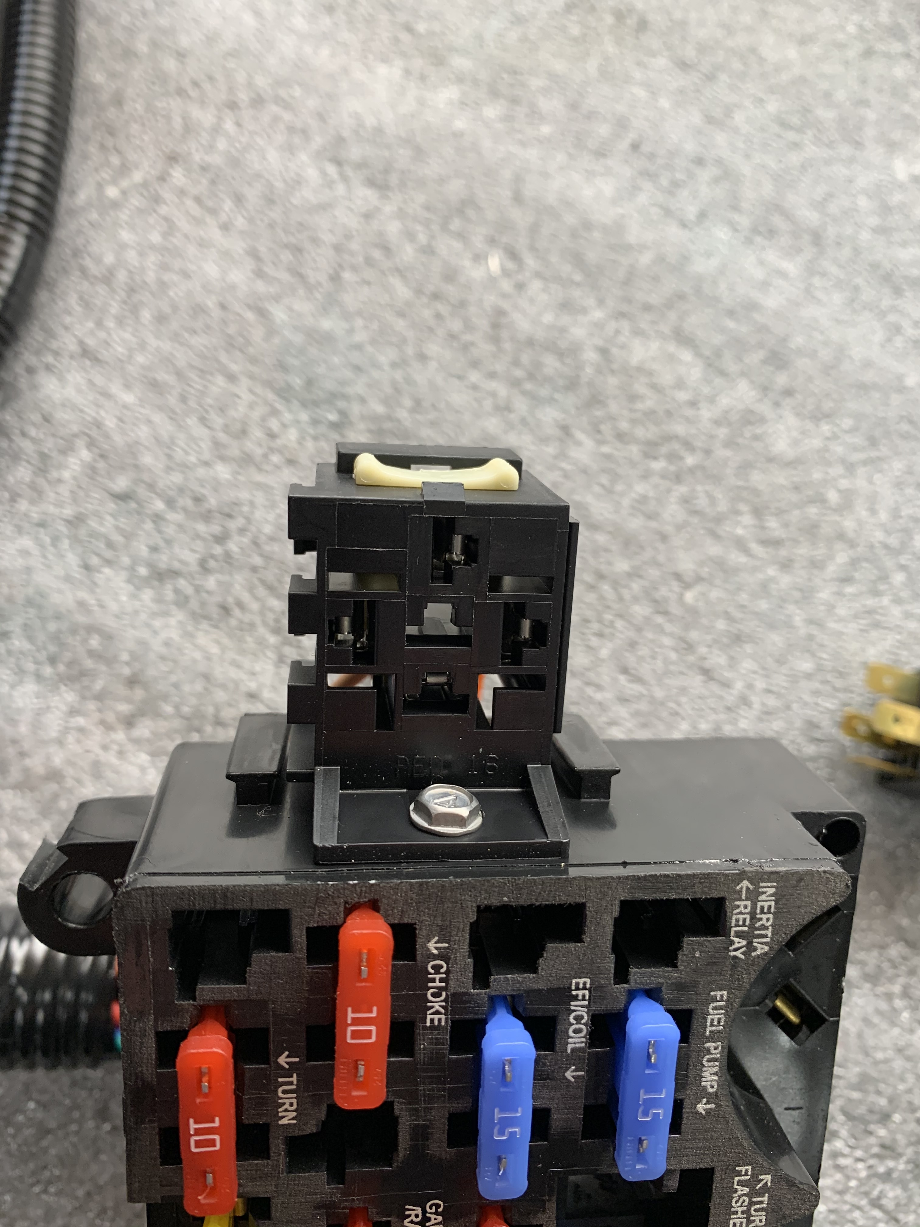 Inertia relay