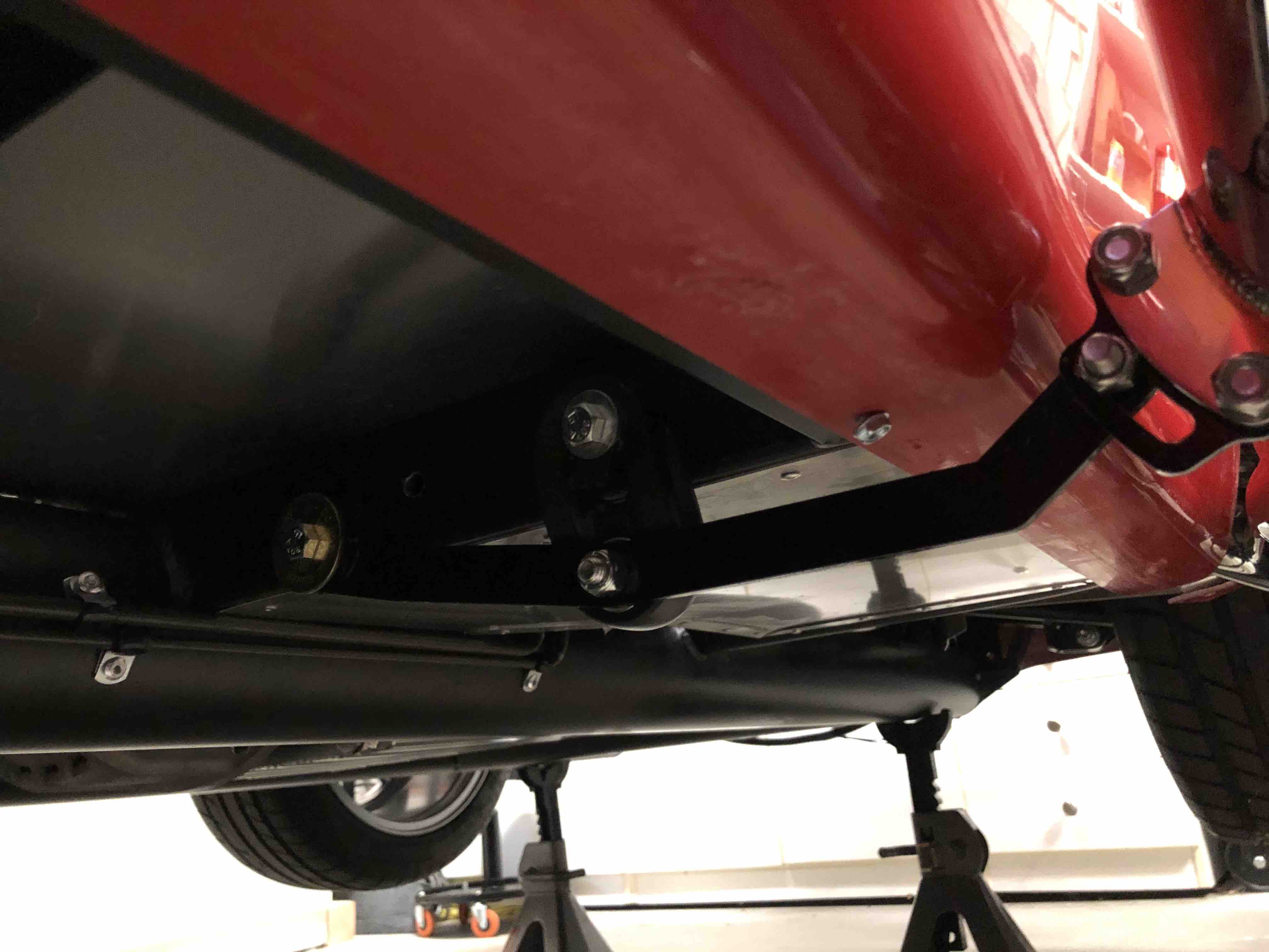 side pipe support