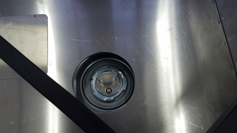 FUELTANK2R