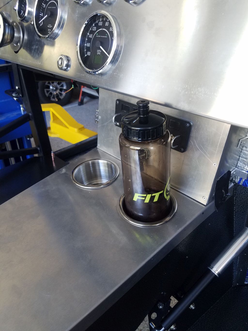 Cupholder2