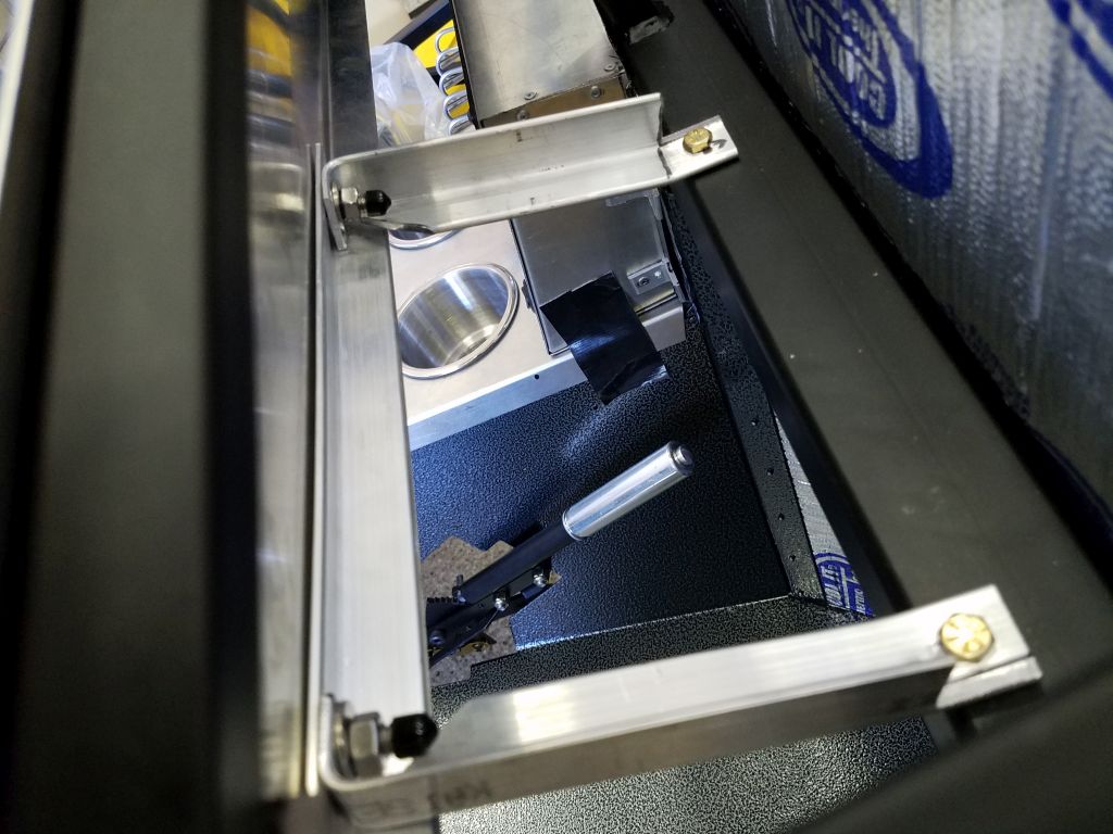 Grabhandlemount1
