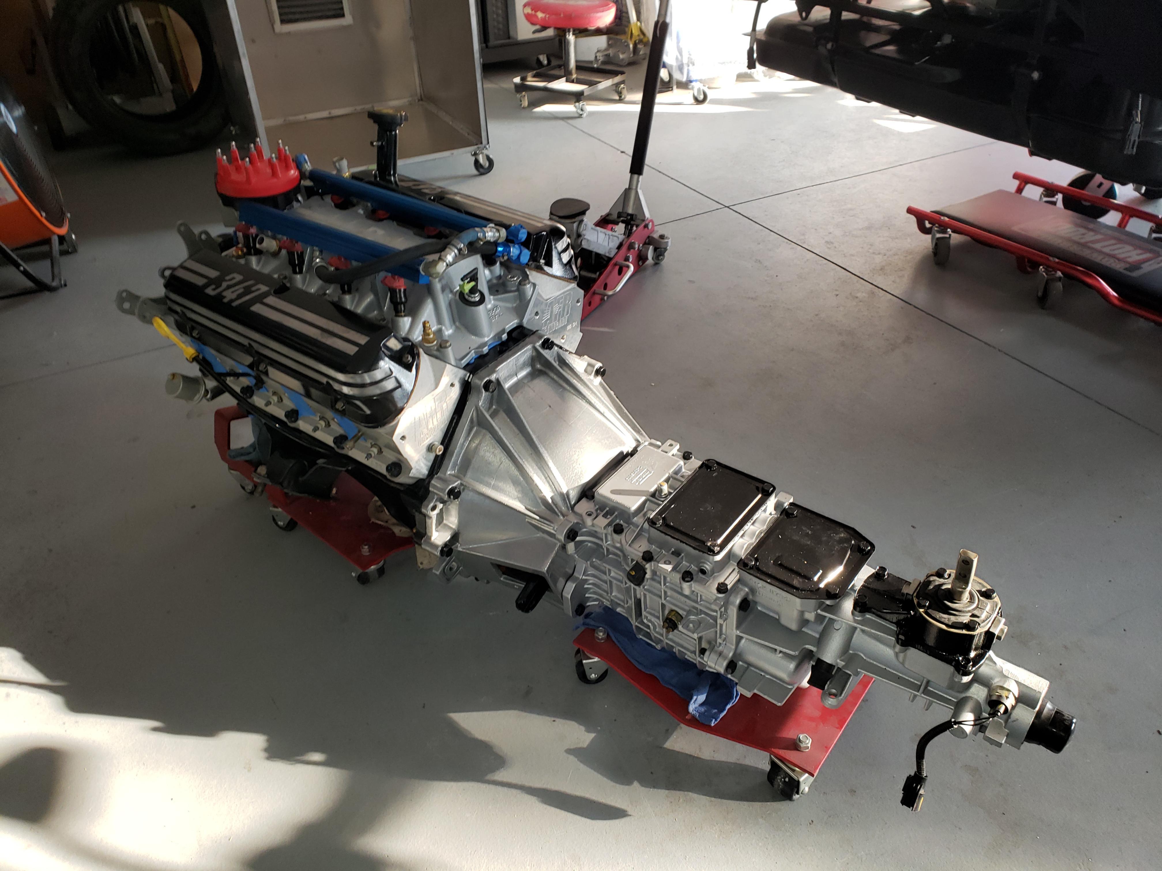 Engine/transmission mated