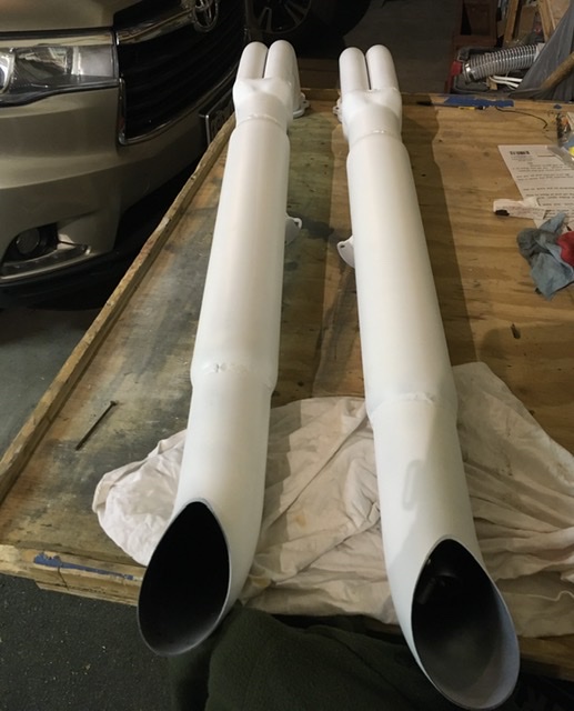White side pipes