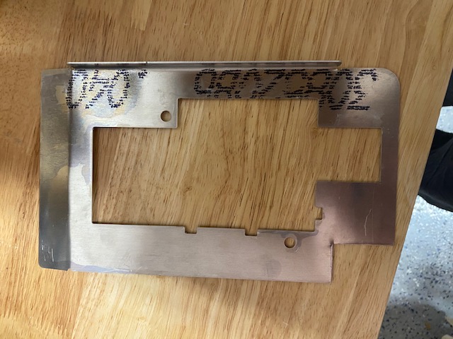 Fuse box bracket notched
