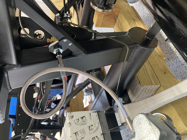 DS rear flexible brake line