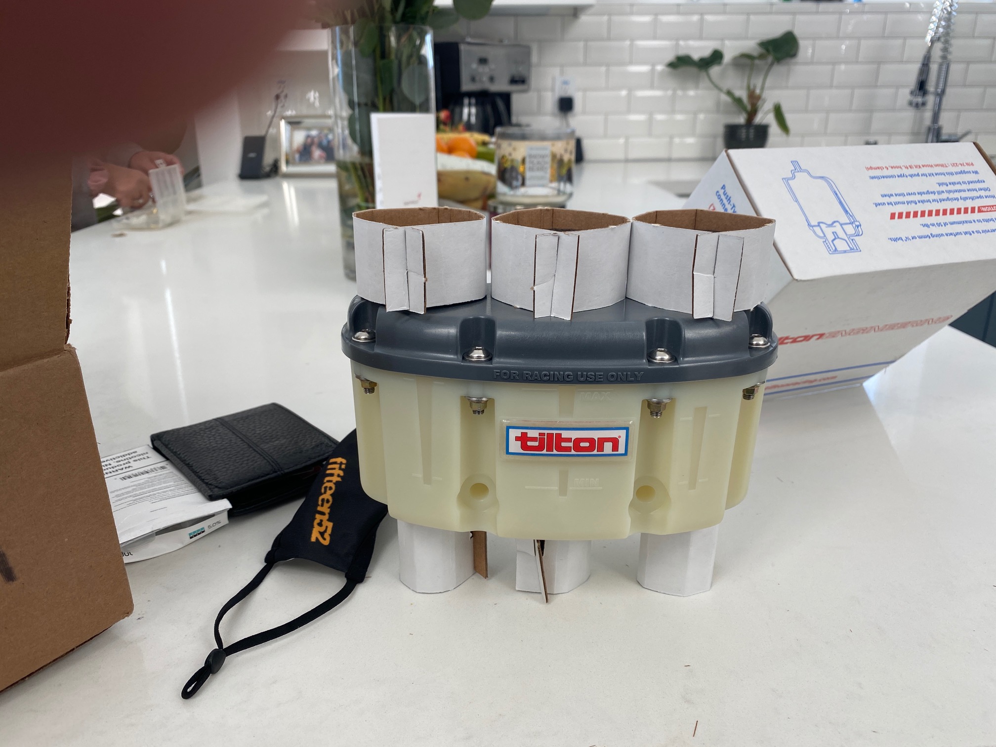 brake fluid reservoir