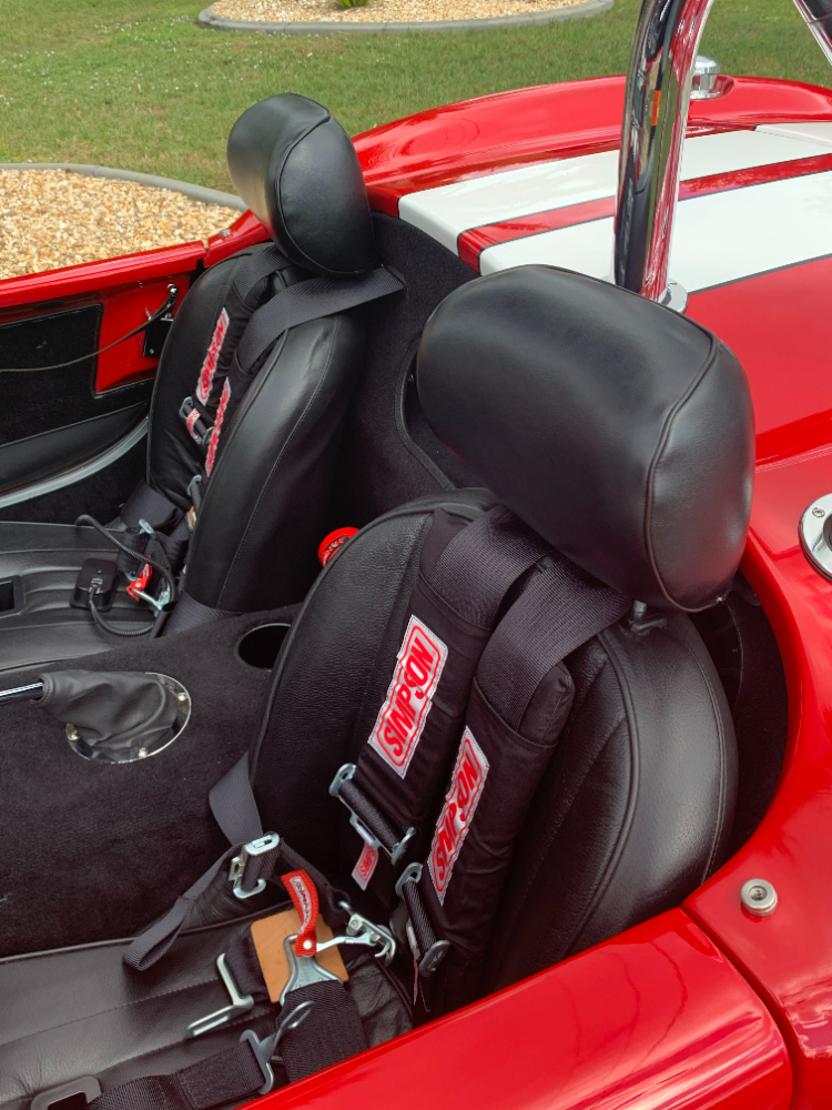 Removeable headrest height.