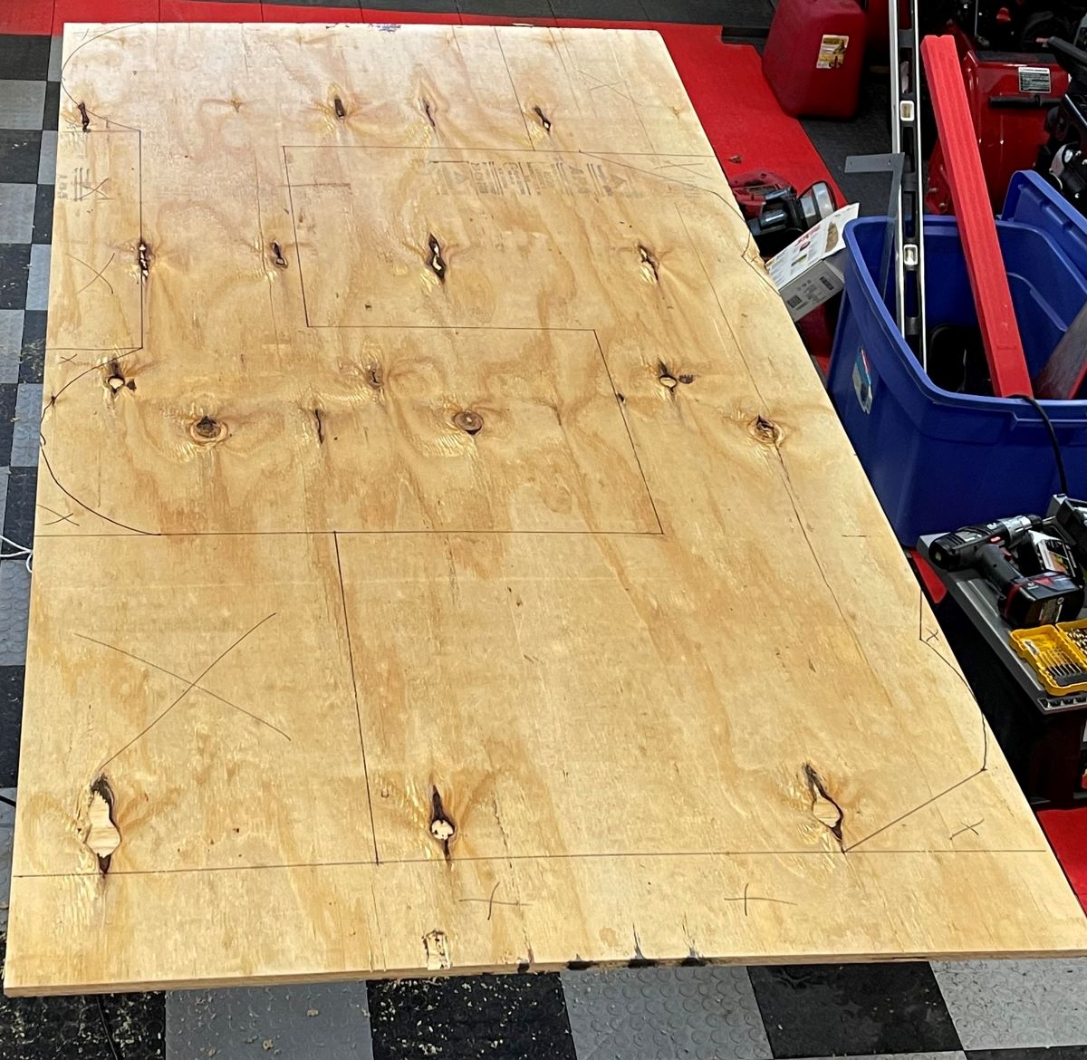 Body Buck Plywood