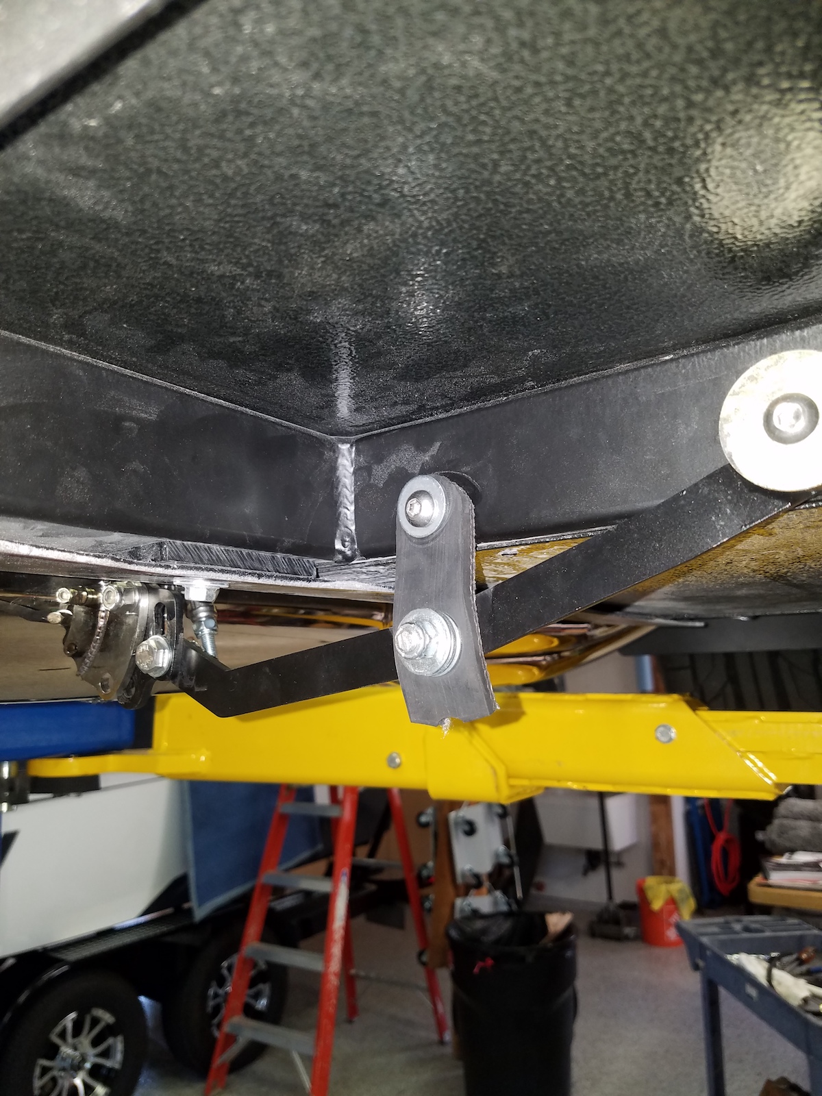 EXHAUSTSTRAP