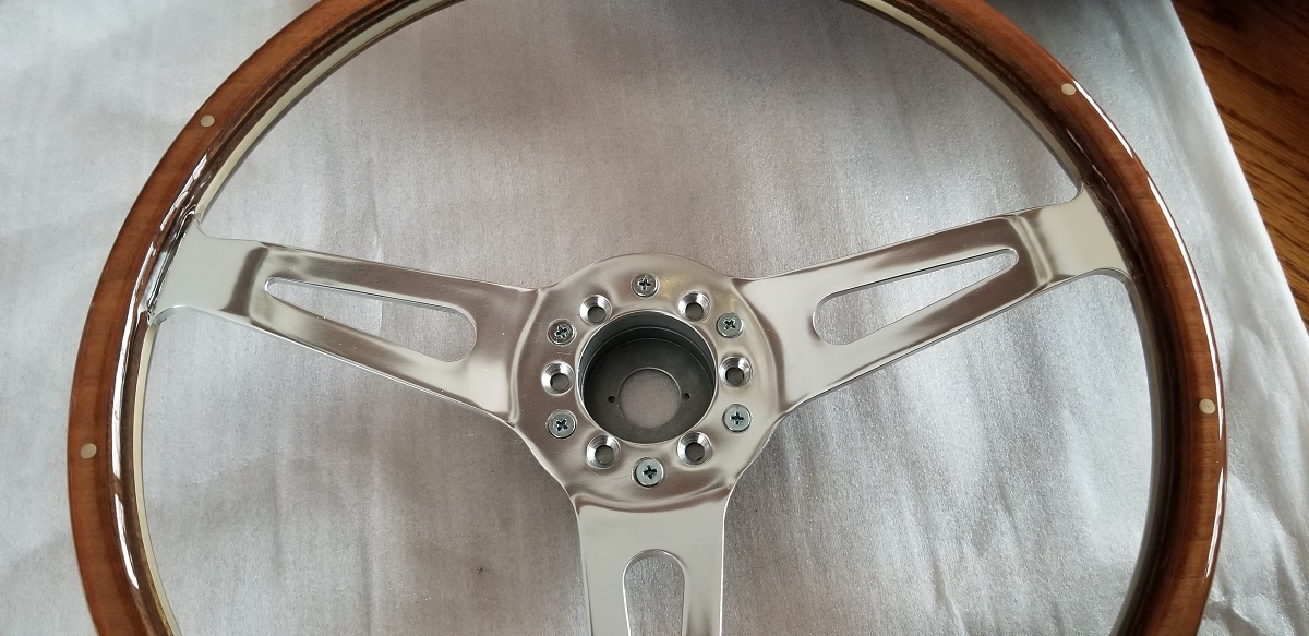 20210316 - I want to believe the wood/aluminum steering wheel is the the pinnacle of "Cool Factor 5" when you see them in these cars.
