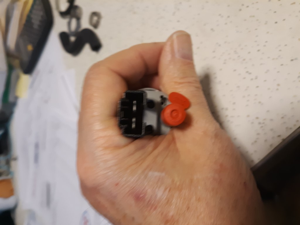 Fuel pump electrical connector