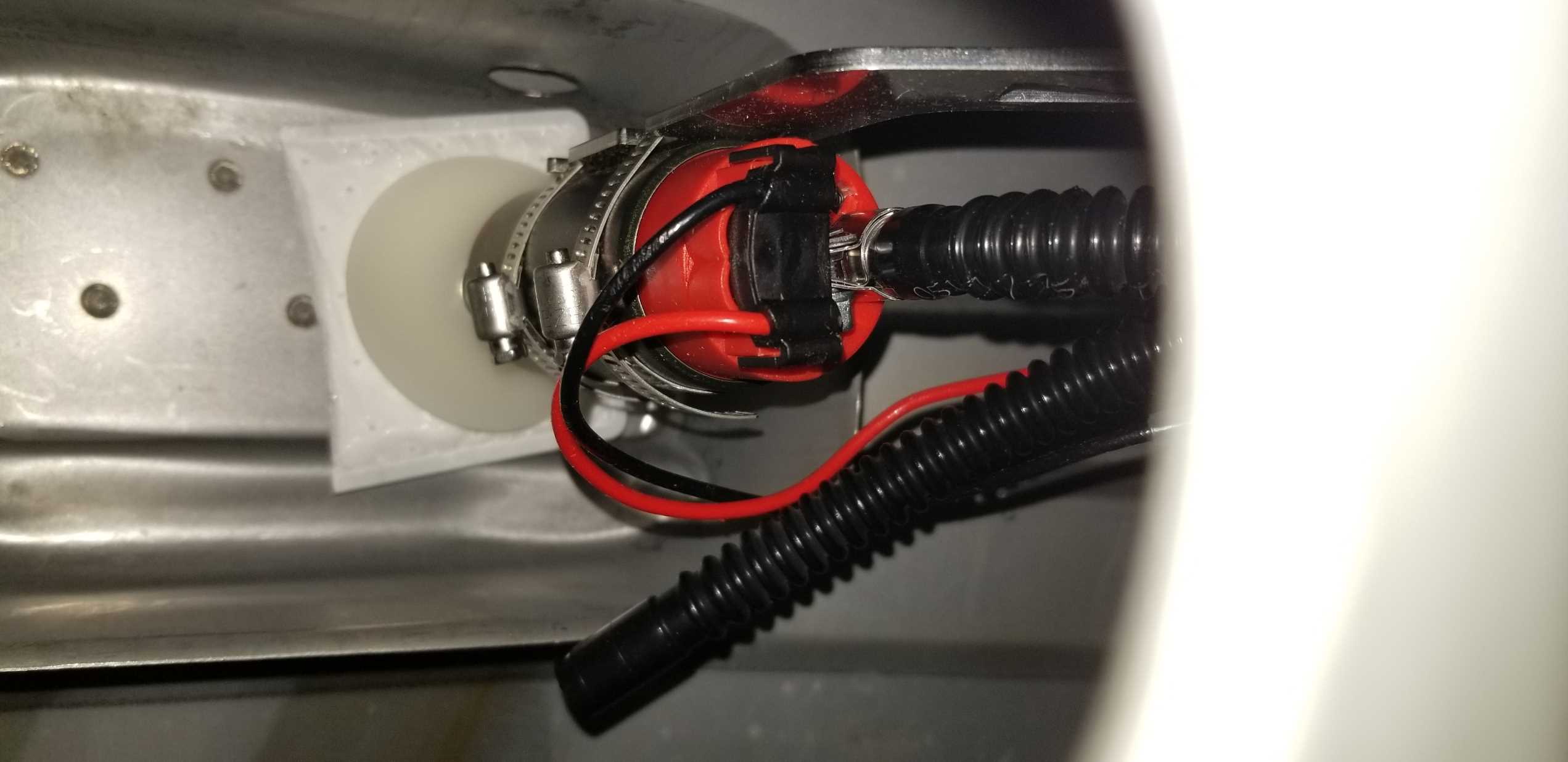 Fuel pump in tank M