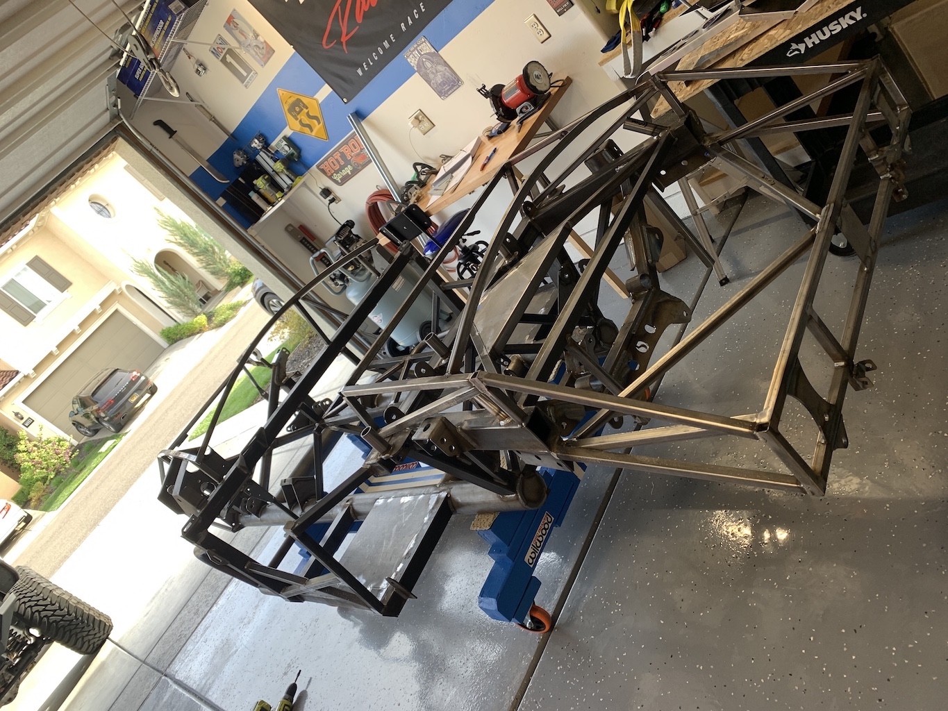 bare chassis 2