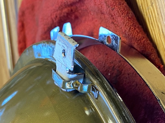 PL700 light clips 2