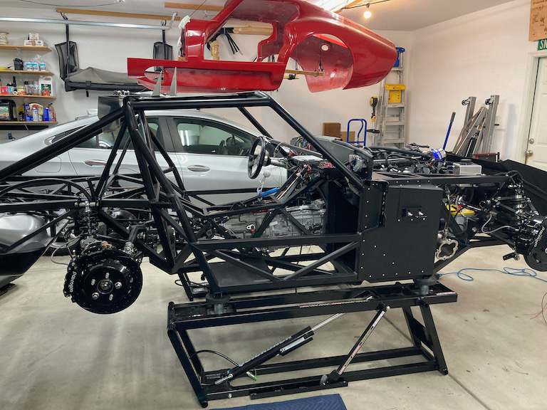 Engine and scaffolding