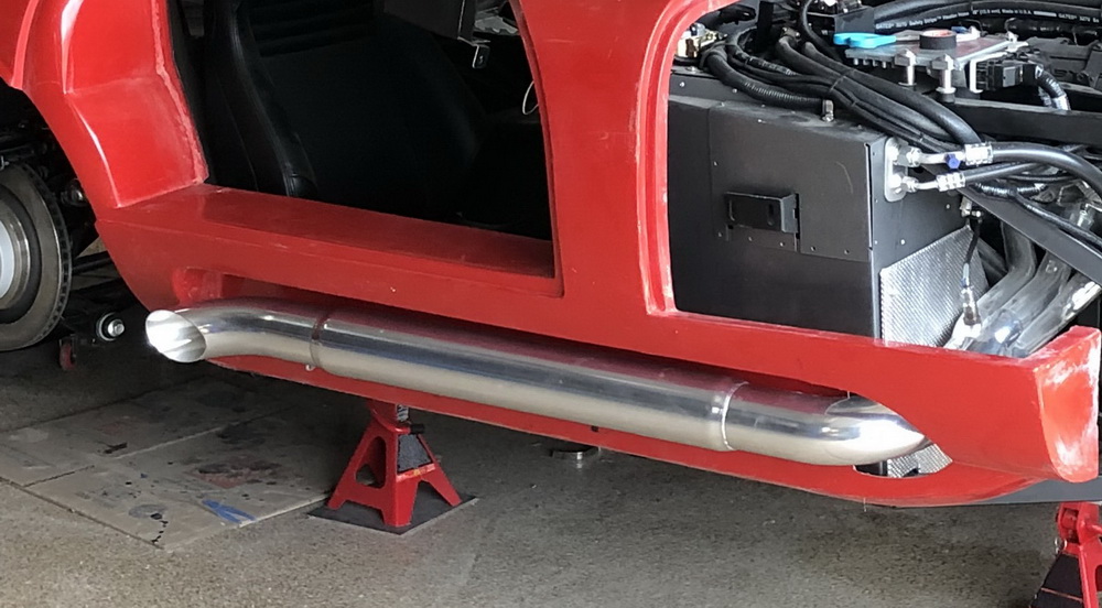 Boig Quietpipes -2 on Gen 3 Type 65 Coupe attached to Gen 2 Coyote
