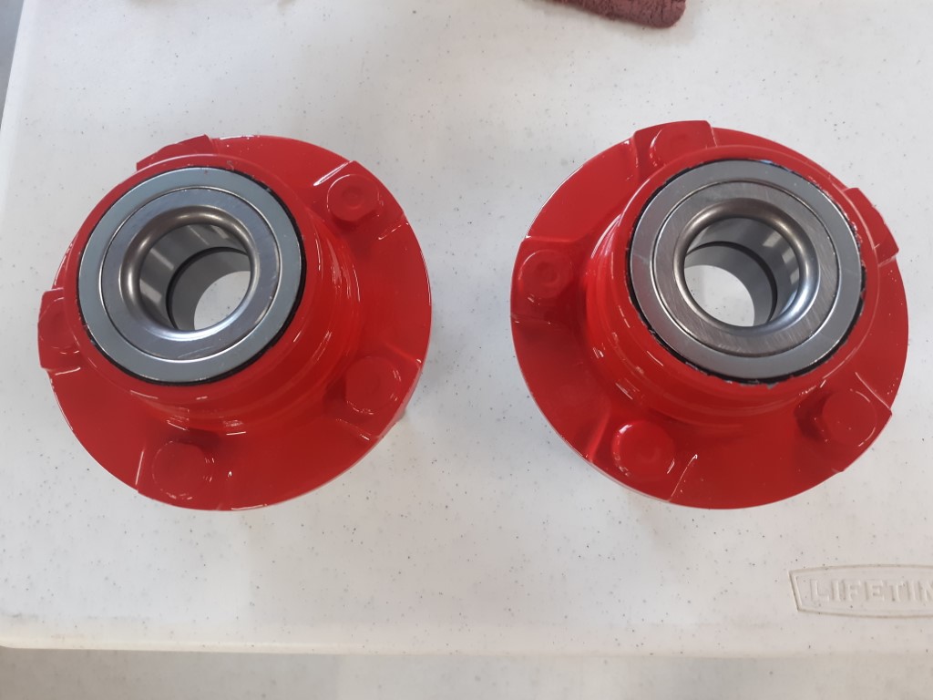 Front hubs