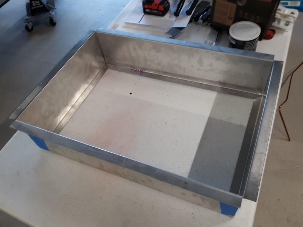 Drop trunk sides