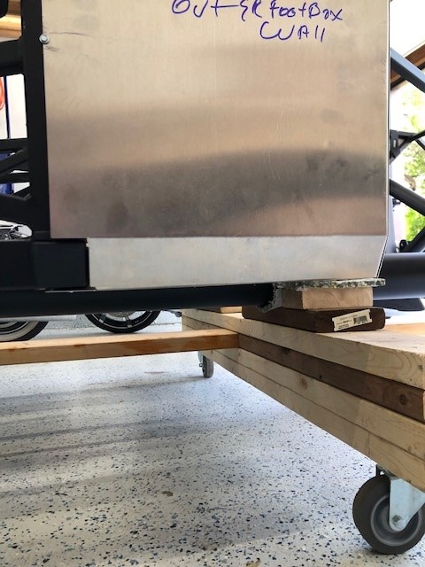 passnger footbox btm 18