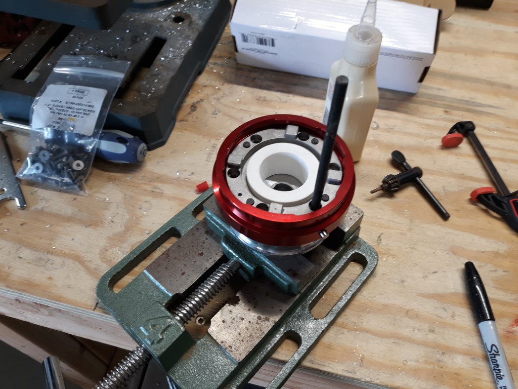 Steering hub 13