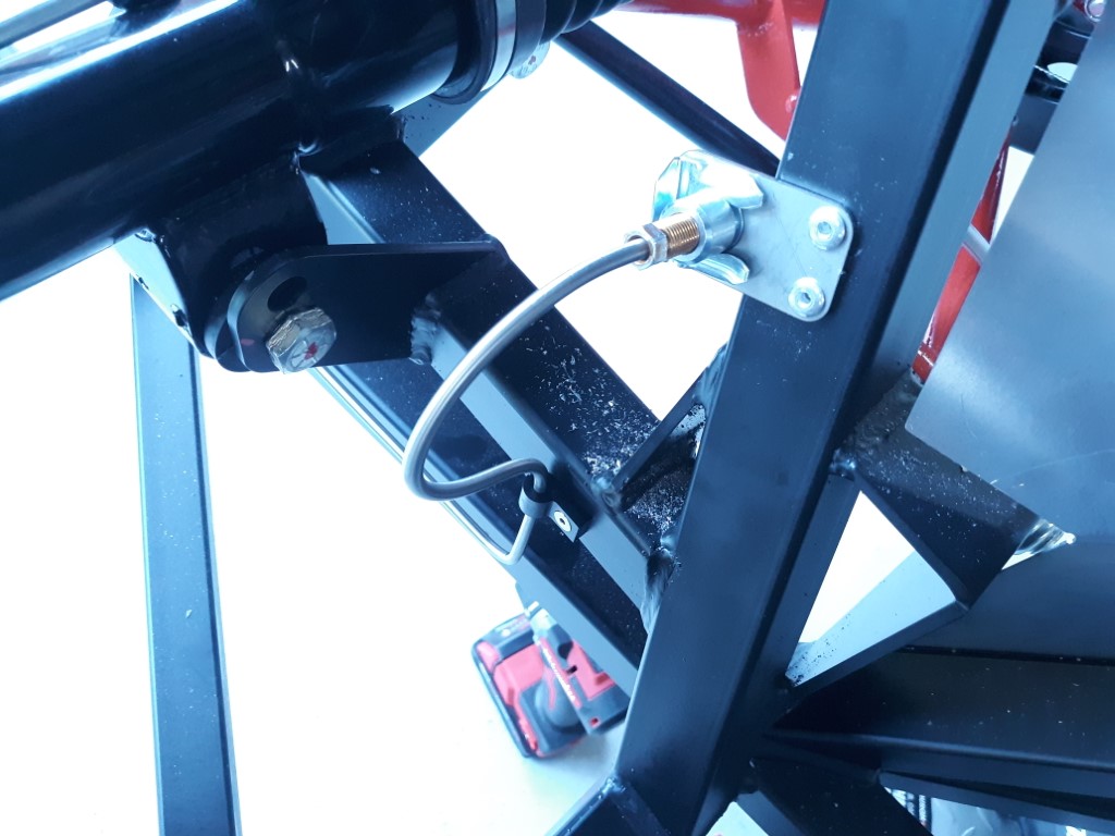 fuel line 4