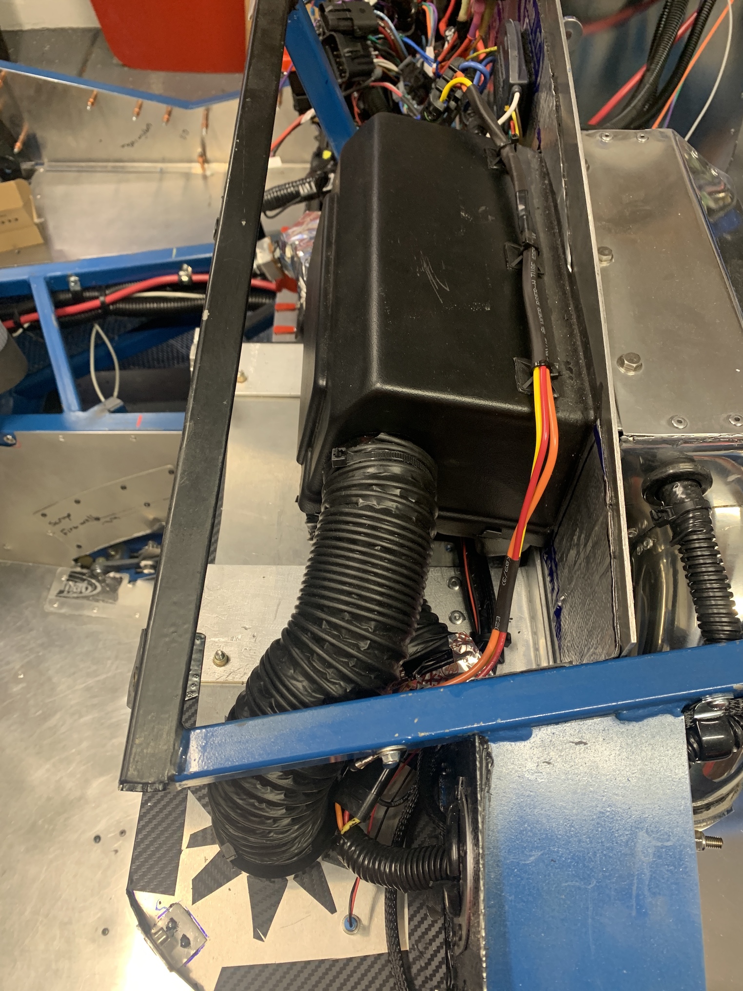 Glovebox1