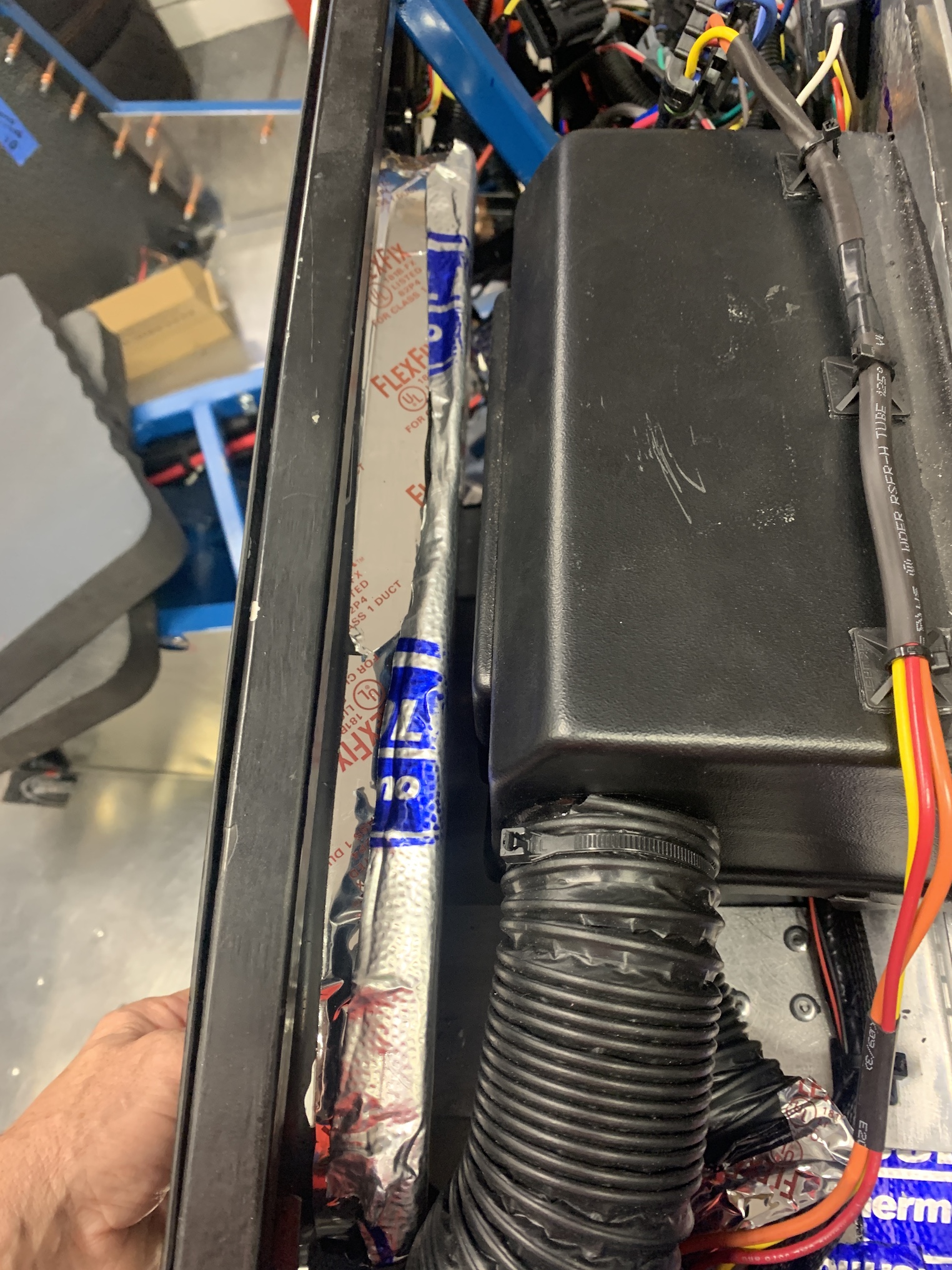 Glovebox2