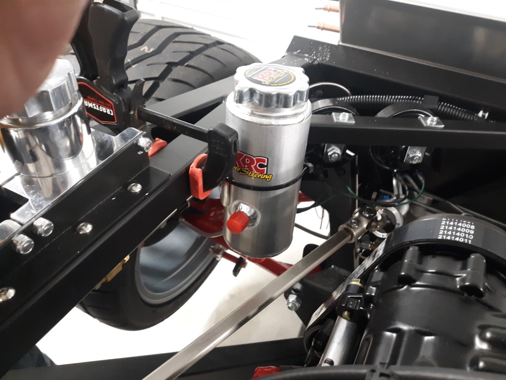 Power steering reservoir 1
