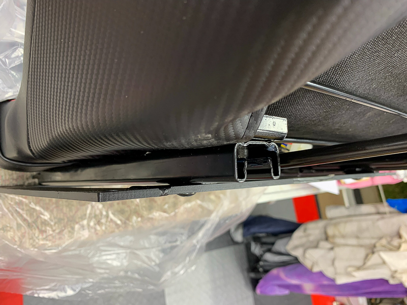 SeatBracket1