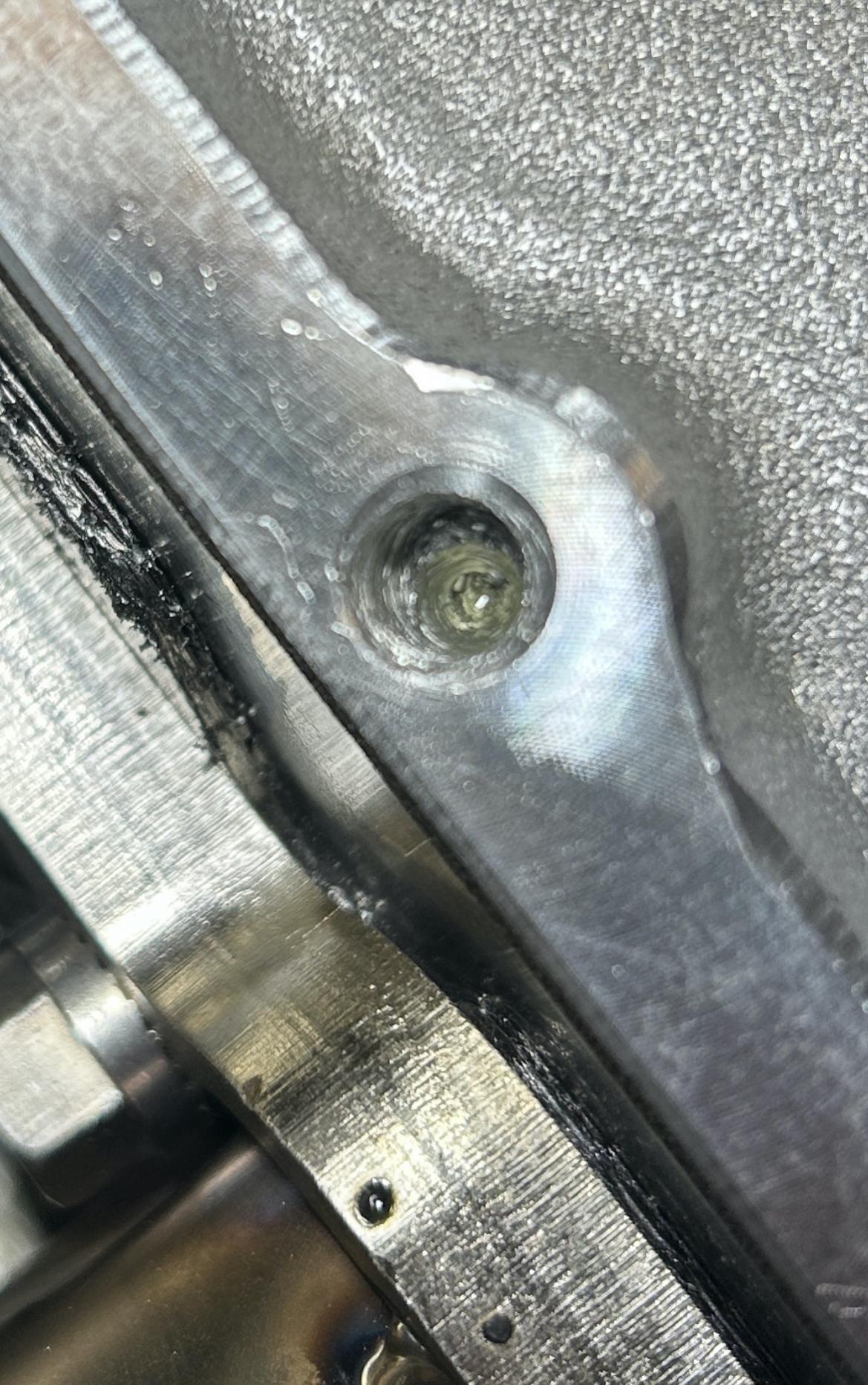 ValveCoverbolt3