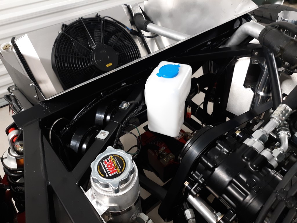 Windshield washer reservoir