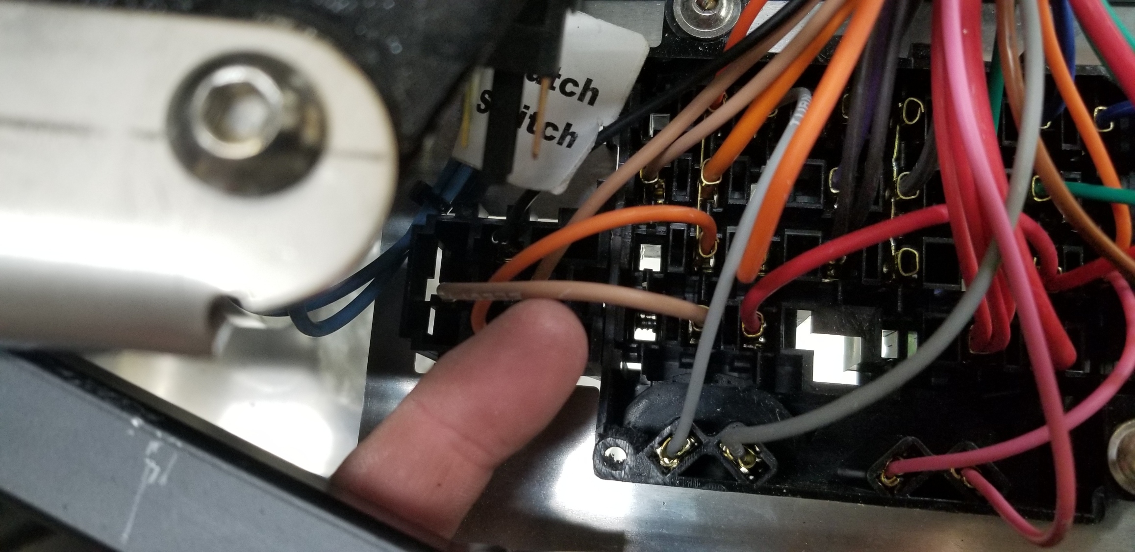 Fuel pump wire
