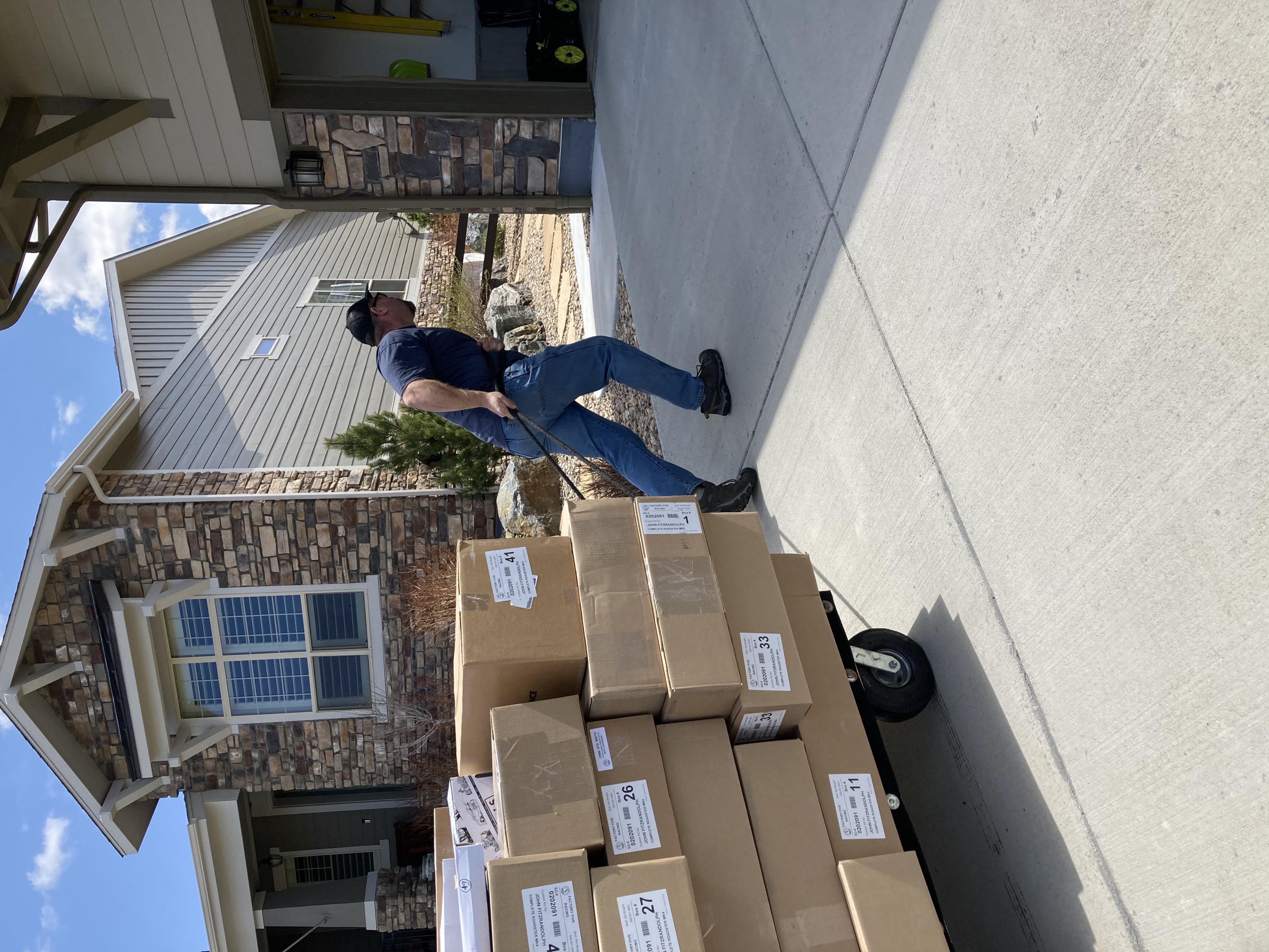 UNLOAD BOXES 2
