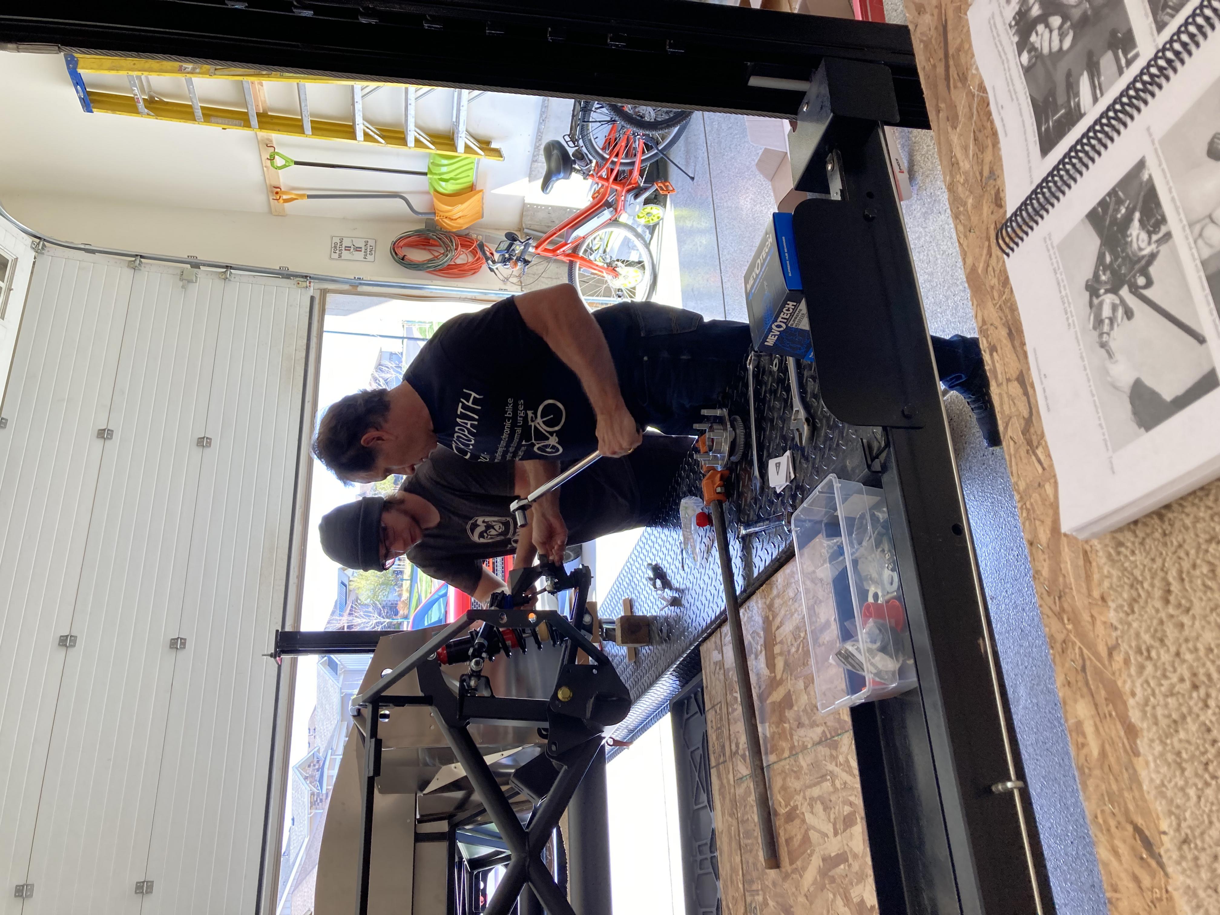 FRONT SUSPENSION 1