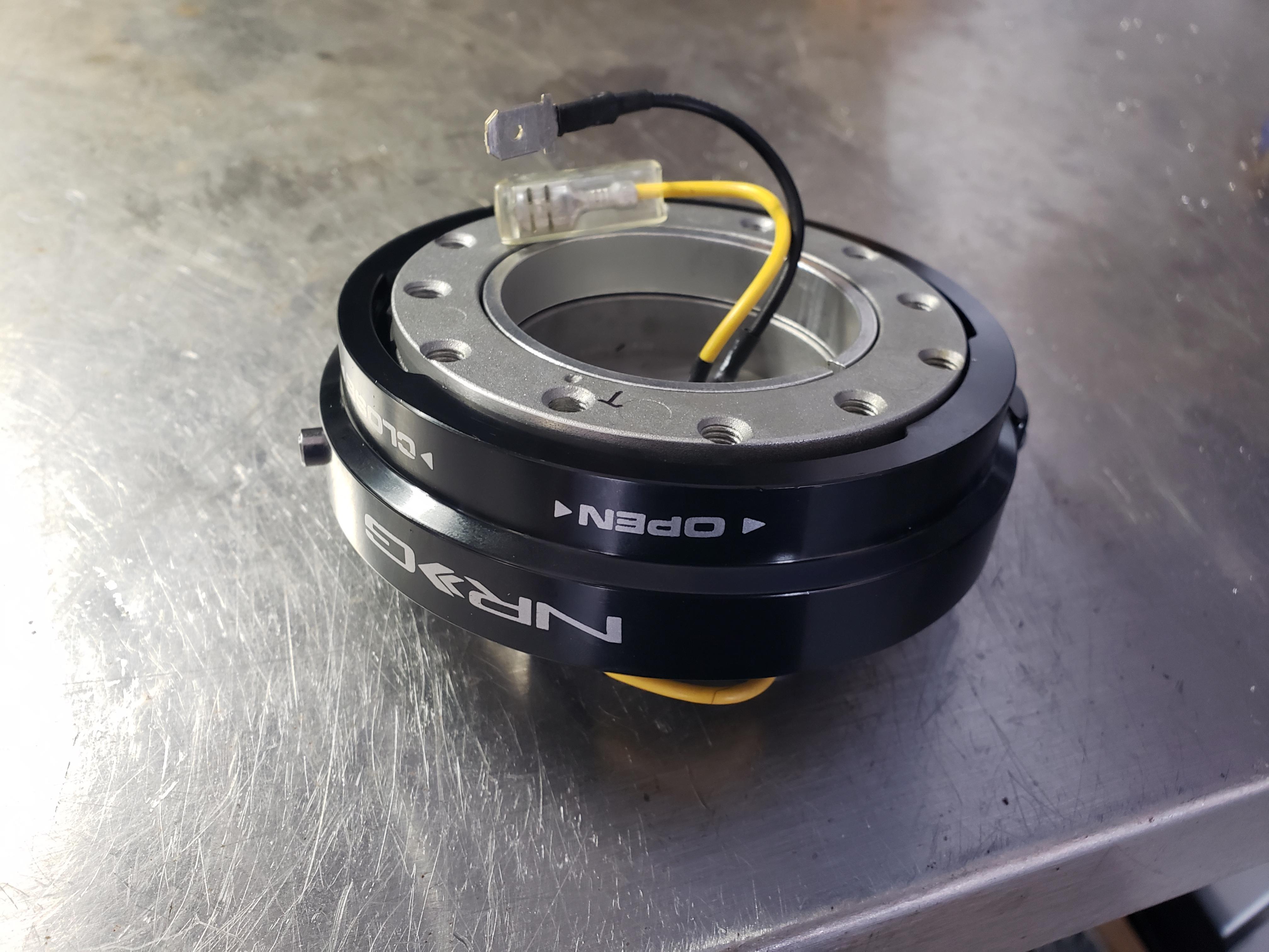 Top side of NRG SRT-400 hub as supplied.
