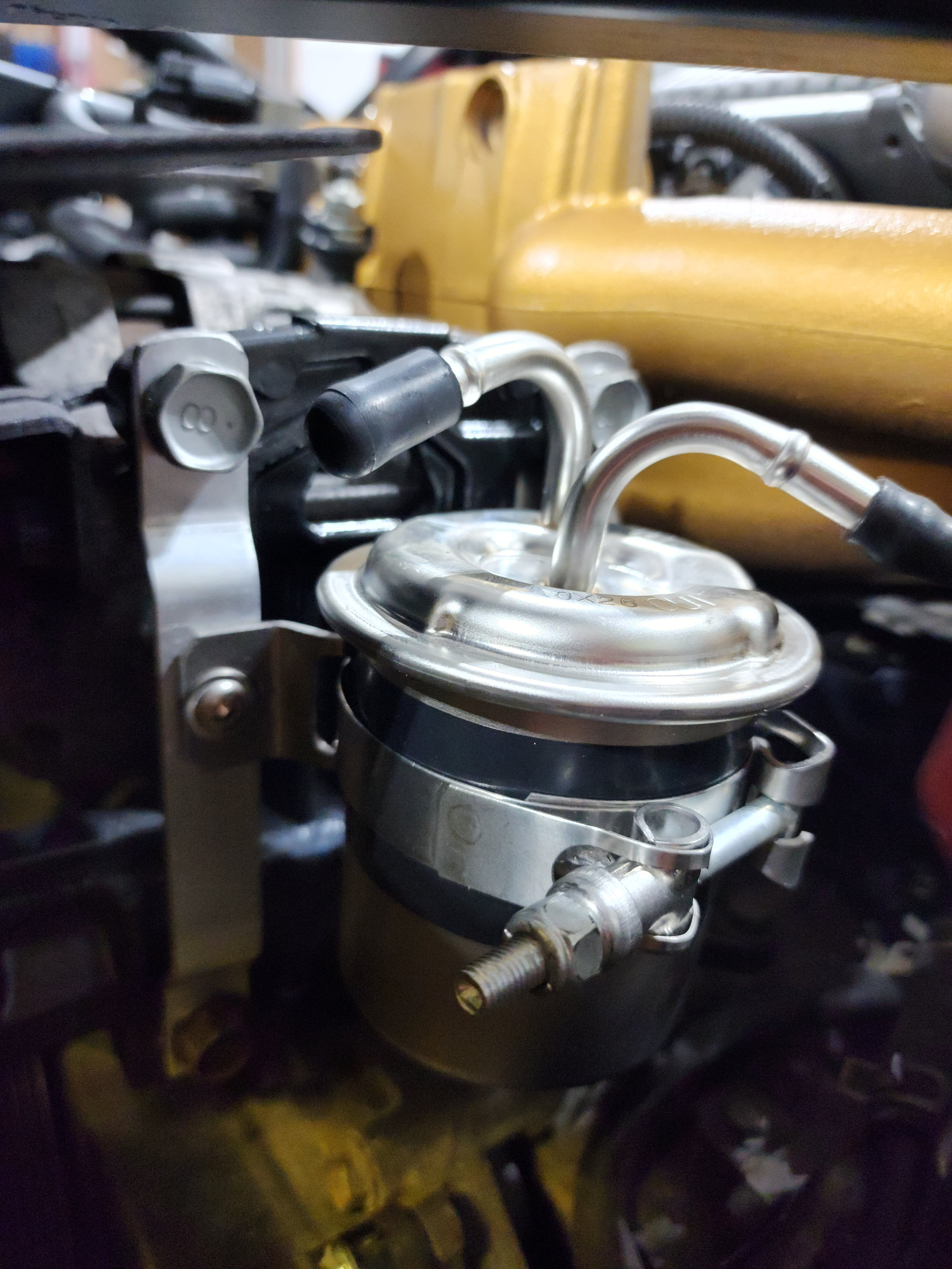 Fuel Filter mount1