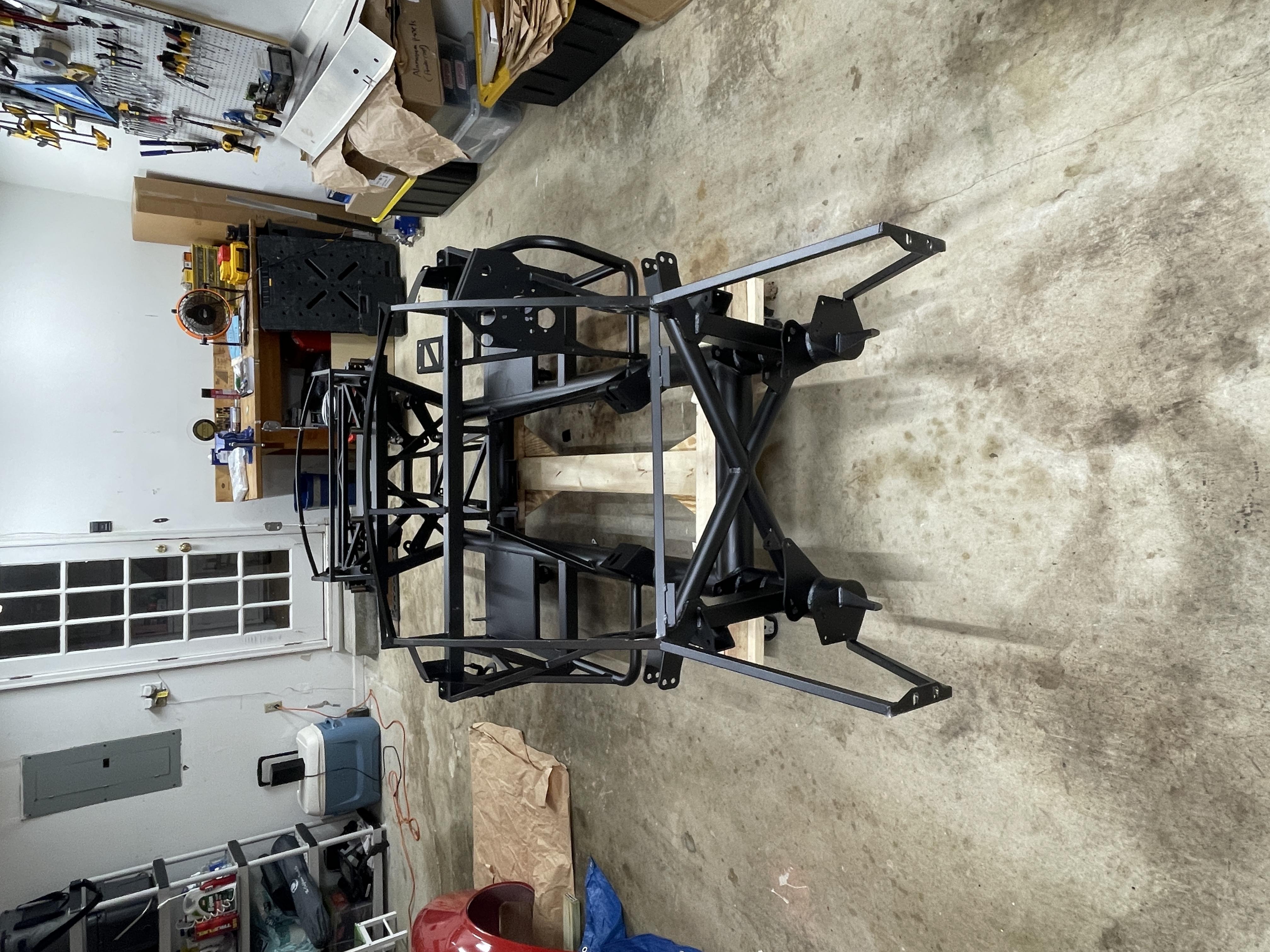 Uncovered chassis 3