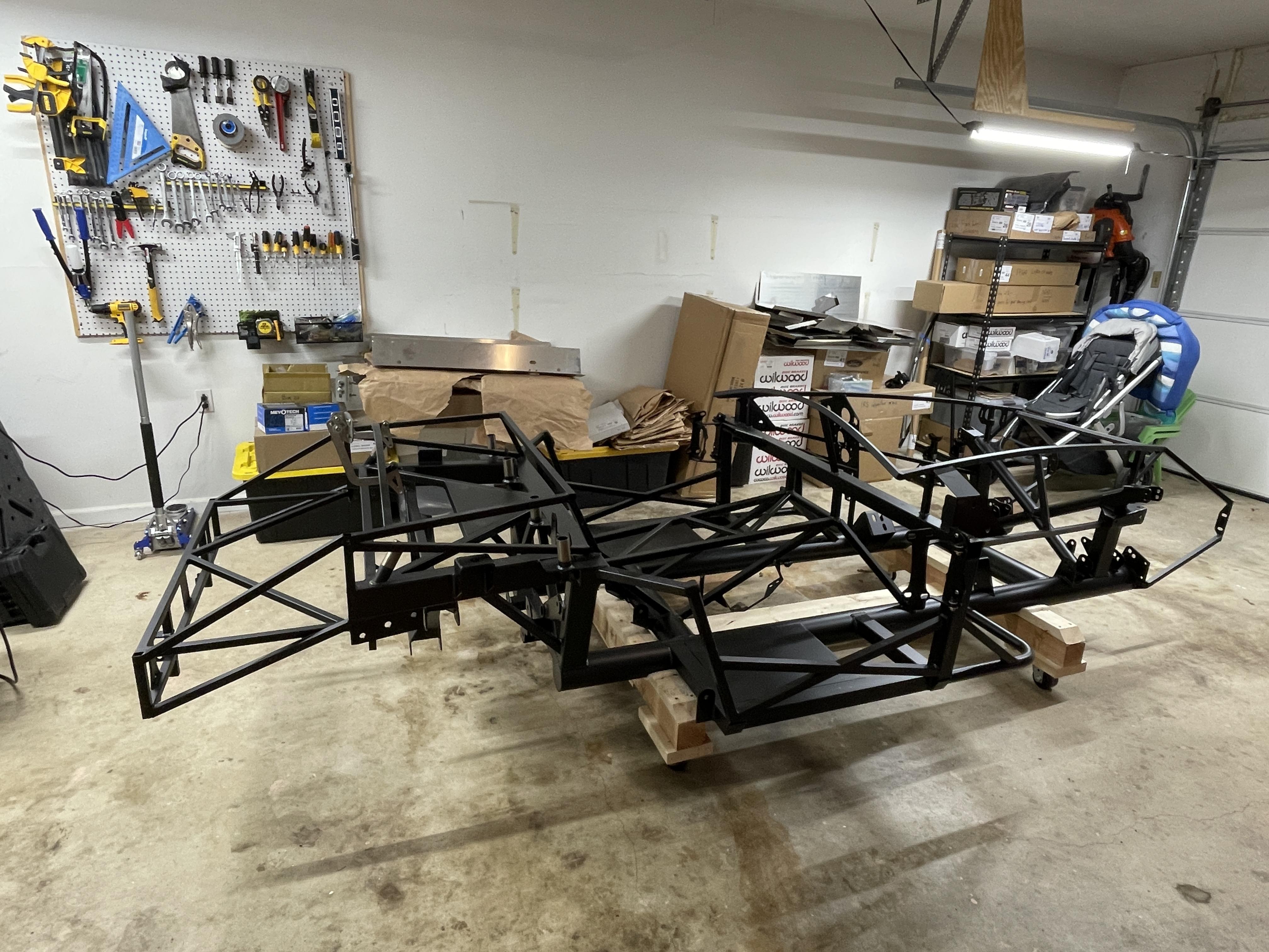 Uncovered chassis 2