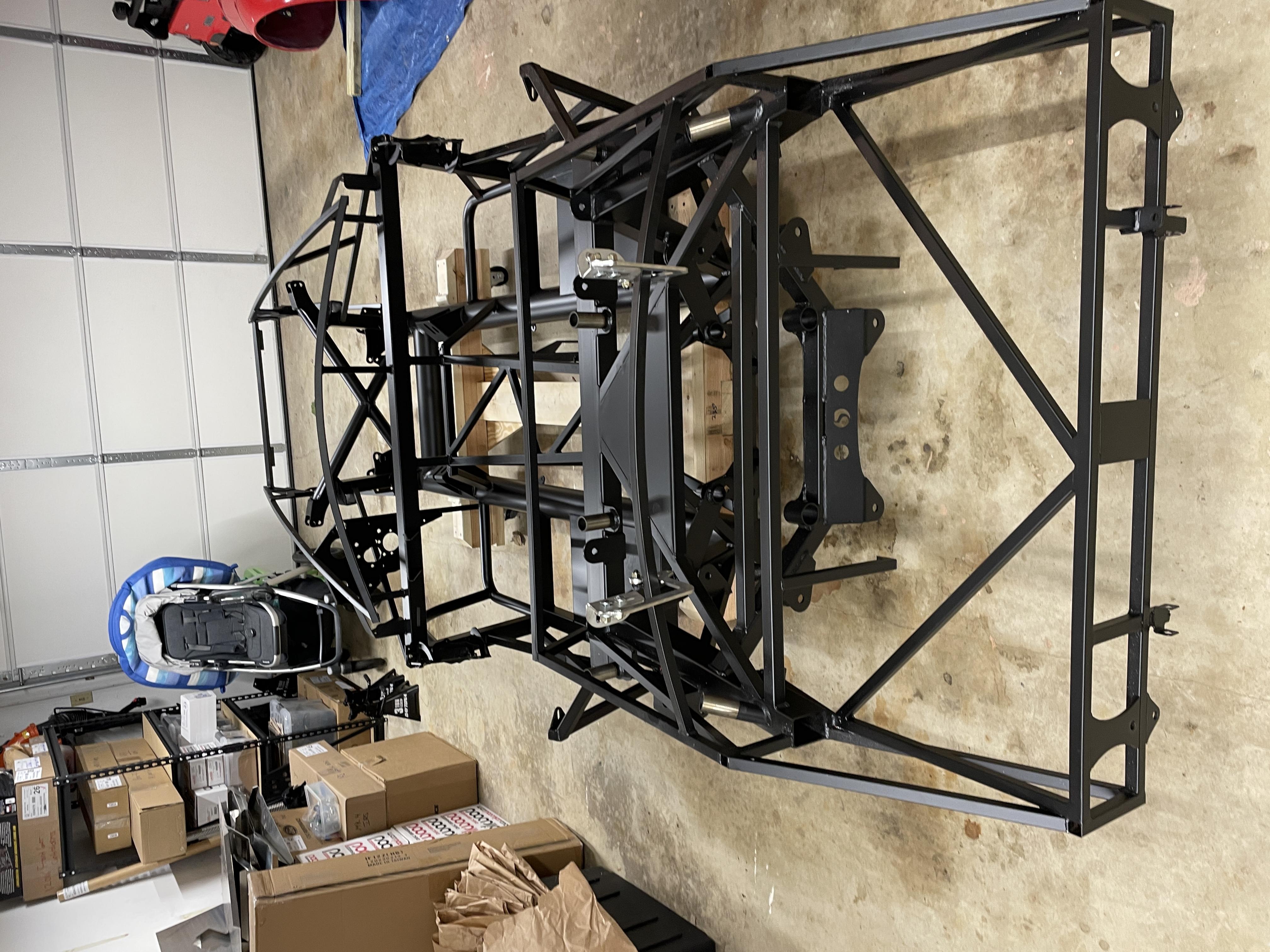 Uncovered chassis 1