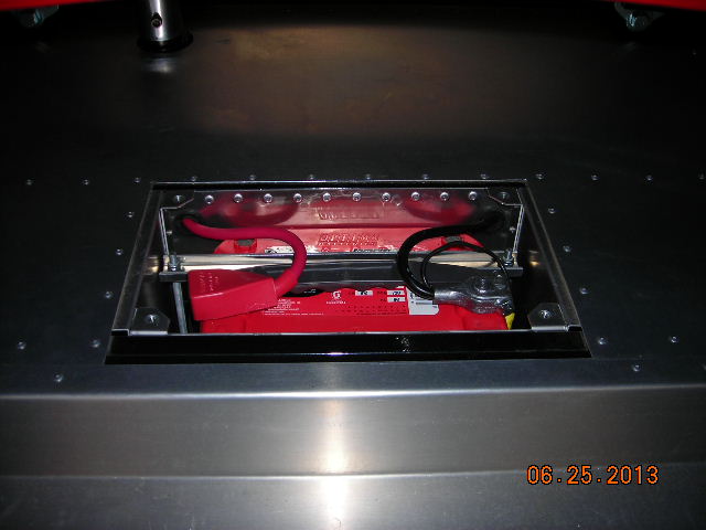 DSCN2920; battery box mod inside trunk