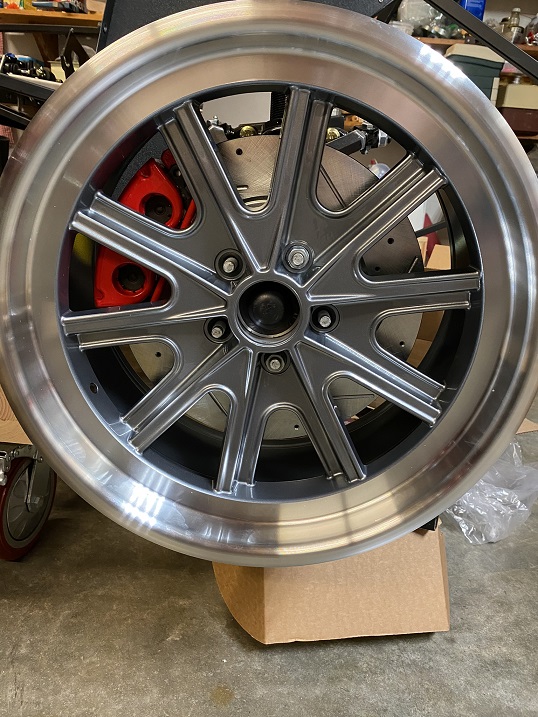 Front wheel with brake